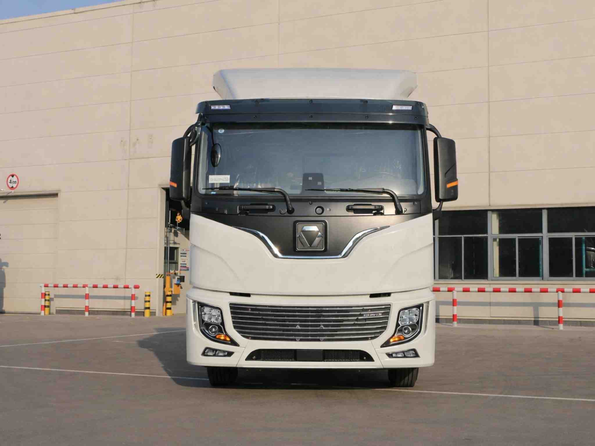 ngoai-that-dau-keo-dien-xcmg